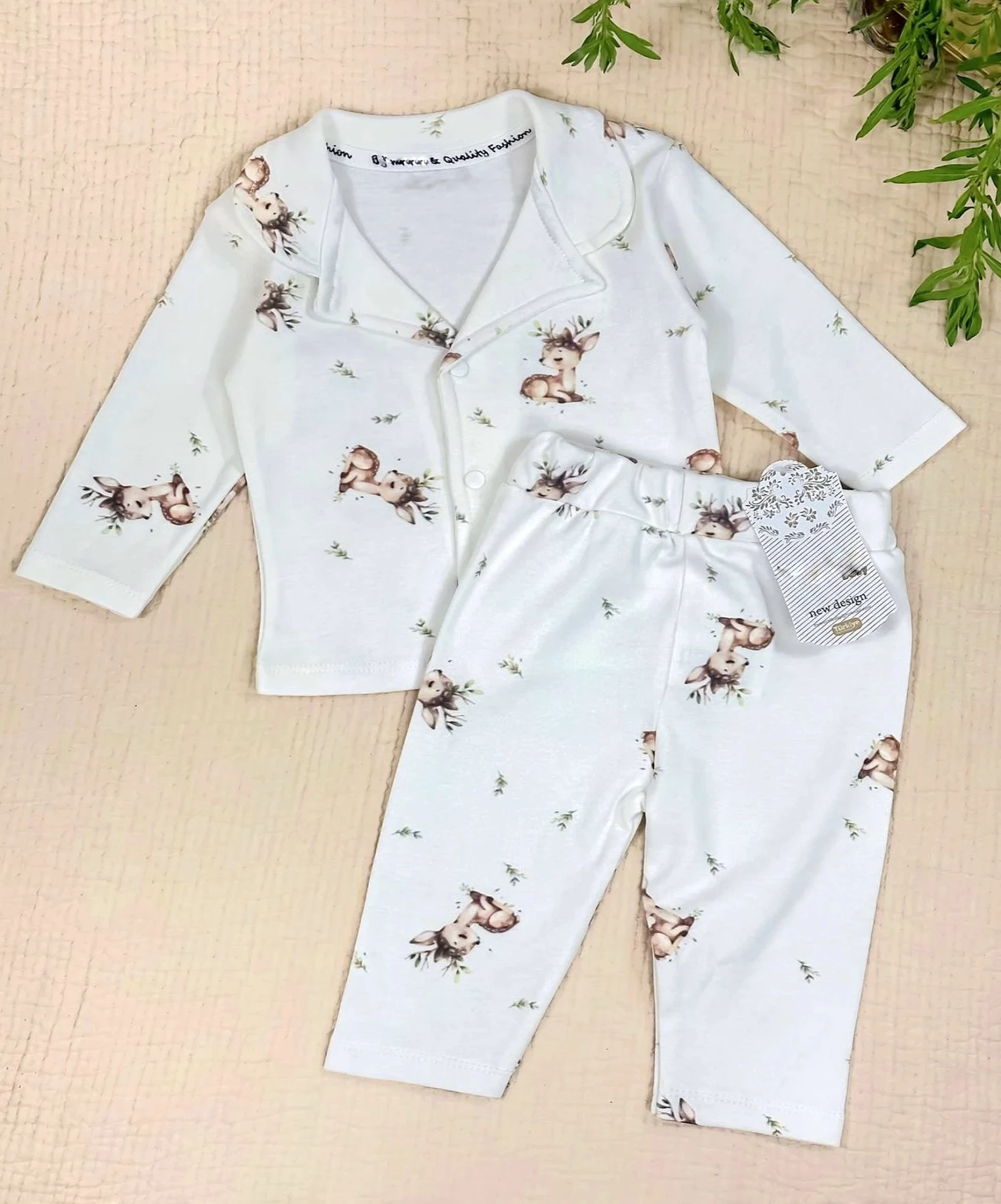 Bebek Pijama Takımı Sevimli Ceylan Baskılı 3-12 Ay Arası 